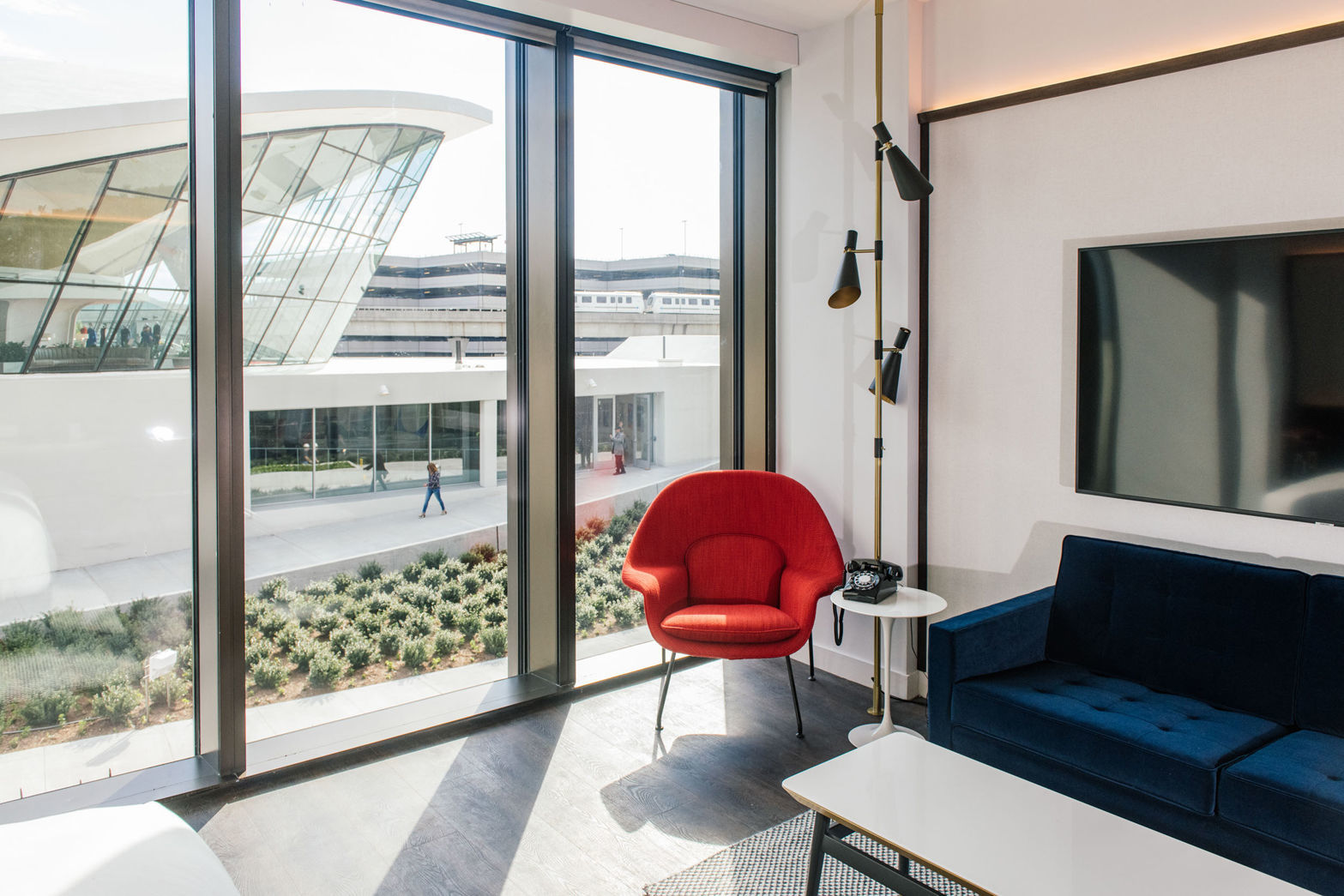 New York's new TWA Hotel an homage to a past era of aviation